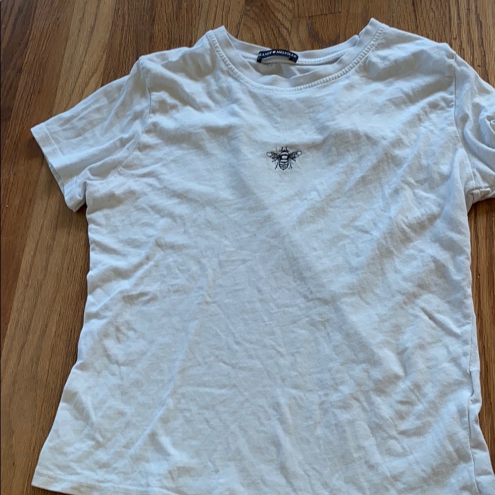 White simple bee tee from brandy Melville